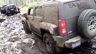 preview picture of video 'OffRoad Rally Mont Tremblant 2011 - Hummer, Toyota FJ, Jeep'