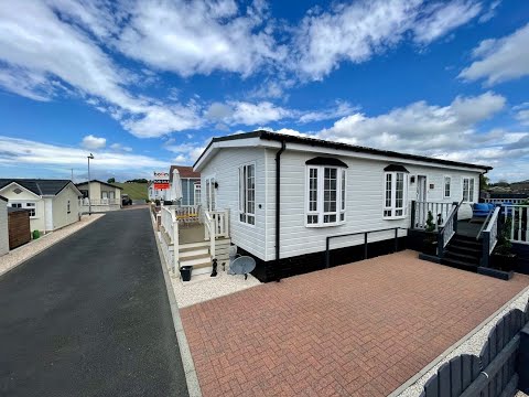 Beith. Walk-In Condition, Two-Bedroom Park Home Bungalow in Exclusive Gated Retirement Development.