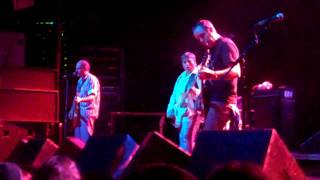 Guided by Voices - Dodging Invisible Rays - 10-12-2010
