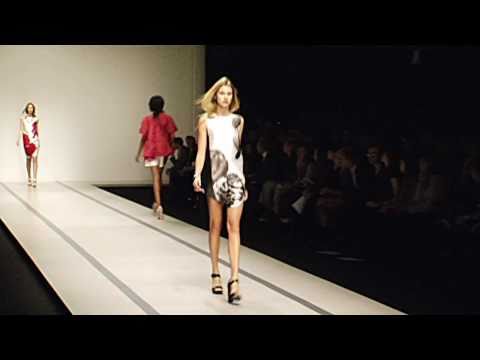 JAEGER LONDON S/S 2011 FASHION SHOW - VIDEO BY XXXX MAGAZINE