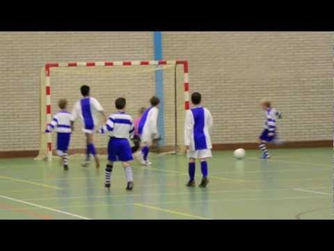 DSVP Kerstzaaltoernooi - e-Jeugd - Oliveo E1 in actie