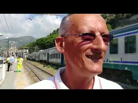 Fausto Molinari e Adriano Biancheri al primo treno della "nuova" Cuneo - Ventimiglia