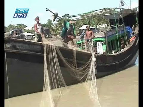 মাছ ধরার নিষেধাজ্ঞা মানছে না জেলেরা