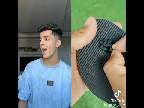 لما ولد في الفصل بيطلب قلم زياده ولم نورهان بتطلب قلم زياده 😄😹