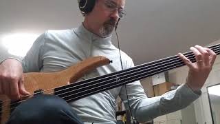 Video thumbnail for Kiesel B25 Brian Bromberg Signature Fretless with some pedals by John Fox Bass
