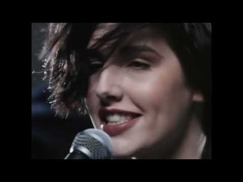 Texas - I Don't Want A Lover (Official 1989 Music Video)