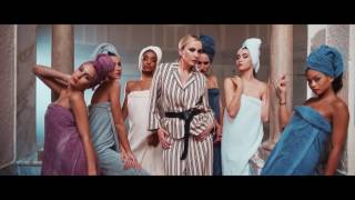 Madame Tout Le Monde Music Video
