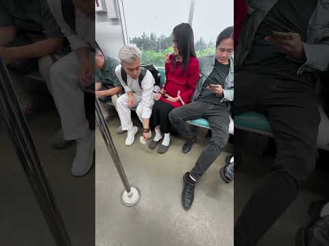 DK- She Used My Backpack… to Send an SOS Signal #DuchaKind #Kindness #respect