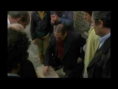 Prof Otello Ghigi nel film Le due vite di Mattia Pascal