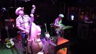 Deke Dickerson & The Ecco-Fonics - Feelin' Low