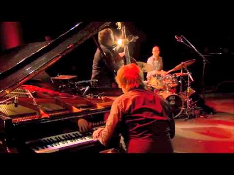 MARC PERRENOUD TRIO Solar live at Cully jazz festival