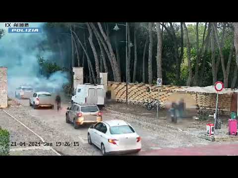 Pescara, scontri tra tifosi di casa e ultras dell'Ancona: scene di violenza in città - 01/03/2025