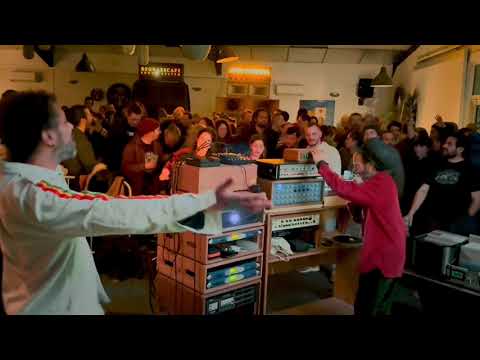 Jah Life International playing Jah Jah ah come by Everton Dacres - Reggaescape meeting #15