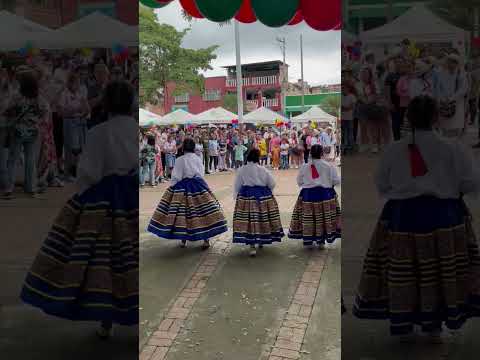 Quipile festivo Cundinamarca Colombia #cultura #baile #tradicion