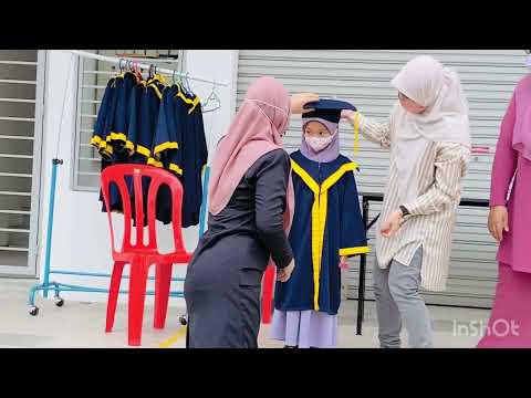 Majlis Graduasi Alya Zara 2021 “Drive-Through”