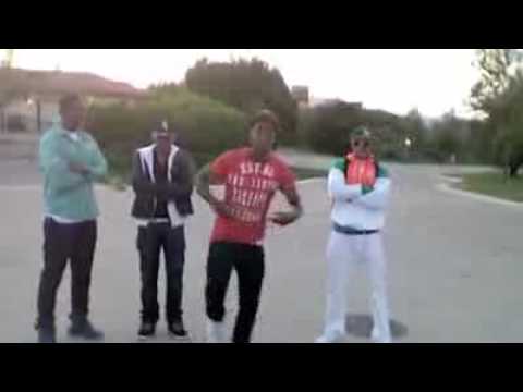 College Boyys - FootWork