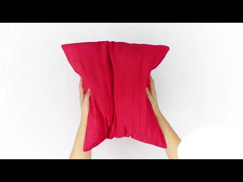 Almofada Alpes Floral e Vermelha Texturizada