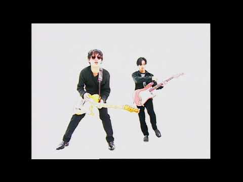 L⇔R - アイネ・クライネ・ナハト・ミュージック［Official Video］