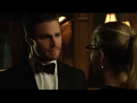Olicity - Arrow - 2x04 Pt.4 - "Excuse me, Oliver. May I talk to you for a second. It's urgent"