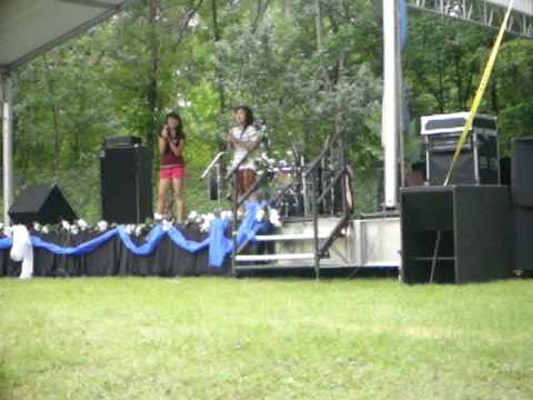 Tsis tu siab rau koj by ShOuA vAnG & ChOuA mOuA