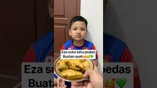 Download lagu Eza loves dad's spicy tofu🤗🥰💚 #shortsvideo #culinary mp3