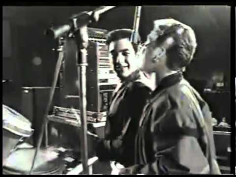 DJAYRUFF - Wear U To The Ball