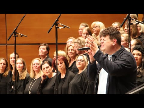 Symphonic Gospel Concert: Isaak "Always on the run"