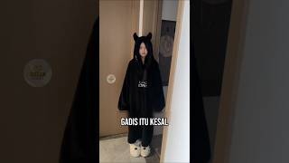 Download lagu Small Attentions That Secretly Touch the Heart🤭#shorts #viralvideo #funnyvideo mp3
