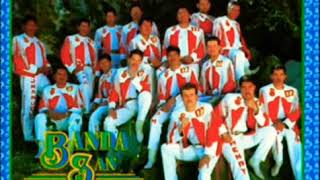 Vuelas Muy Alto Music Video