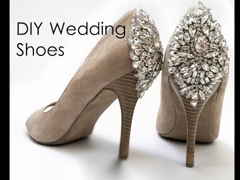 download lagu mp3 mp4 Wacky Wedding Shoes, download lagu Wacky Wedding Shoes gratis, unduh video klip Wacky Wedding Shoes