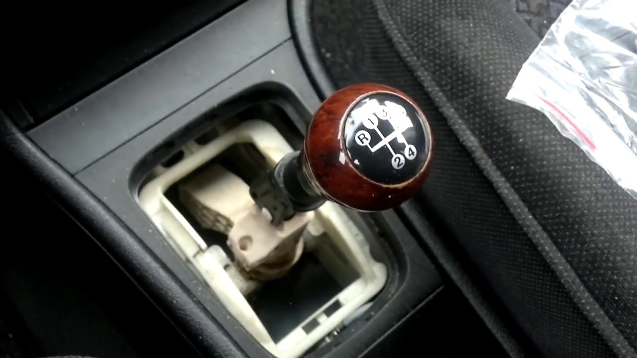 Watch Jak wymienić mieszek gałki zmiany biegów w OPEL ASTRA G | ForumWiedzy now Jak wymienić mieszek gałki zmiany biegów w OPEL ASTRA G | ForumWiedzy