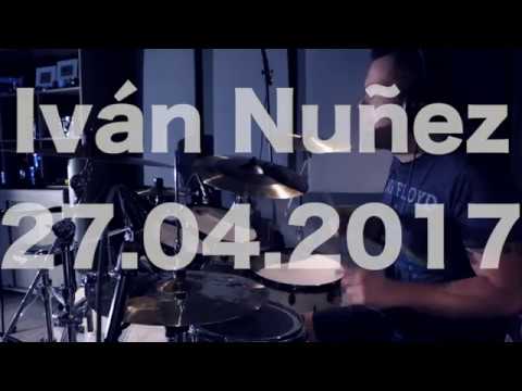 Jueves Grabando en Mi Estudio - Ivan nuñez on drums