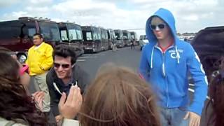 Riker Lynch dancing 'Misery'