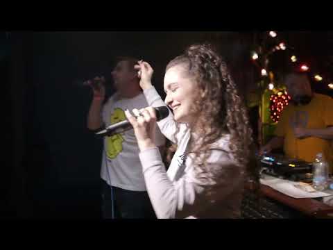 EllyZ (tysifajn) live show Sklizeň 2021 Cross Club Prague