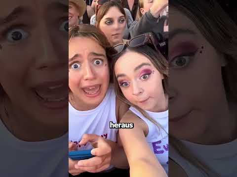 Sie Hat Ganz Allein Gesungen ! 😂