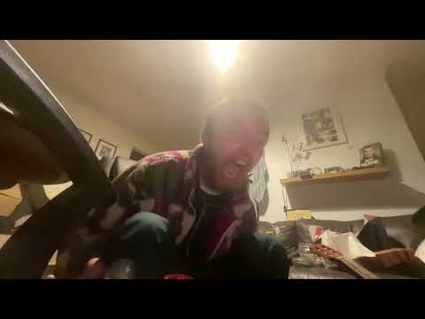 Hed in a spin? WAYTING 4 DIN DINZ