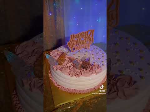 #cakeshorts #viral #shorts #cakes #pasteles #viralshorts #reposteria #wedding #15anos #chocolatecake