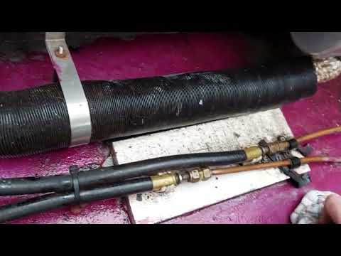 Here are some simple engine checks on a narrow boat that are relevant on a motor vessel or yacht too