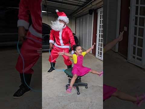 SOPHYA TRAVADA🎅🎁🎄☃️#funny #merrychristmas #christmas #papanoel #santaclaus #christmastree #funny