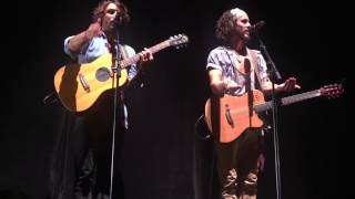 Interlude + même si c&#39;est très loin - Frero Delavega [02.04.16] Lyon