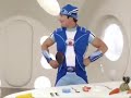 Sportacus Comen Bananas Y Manzanas El Pueblo Mas Perezoso