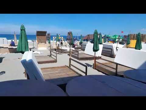 Looking around with shoti & ama at the beach🏖️ "yaya charisse"