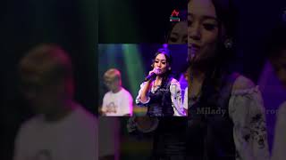 Download lagu Vita Alvia - Wegah Kelangan #dangdutkoplo #shorts #livekonser mp3
