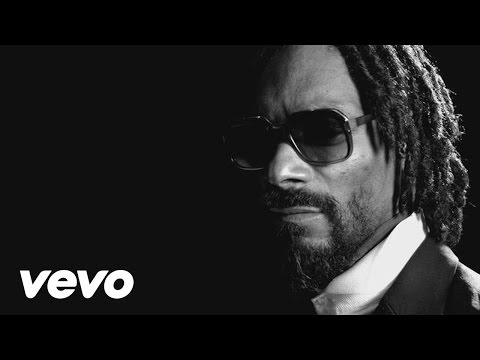 Snoop Lion - No Guns Allowed ft. Drake, Cori B Video