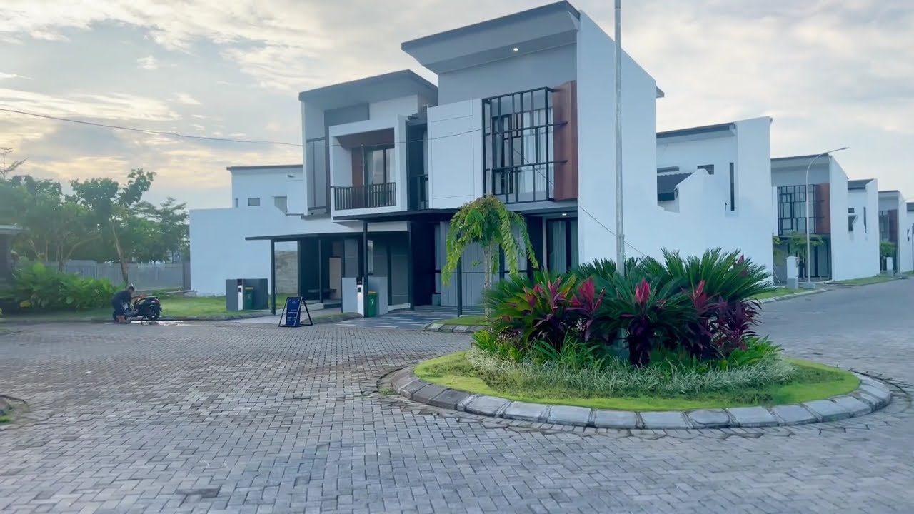 Two-Story Serene and Cool House in Makassar