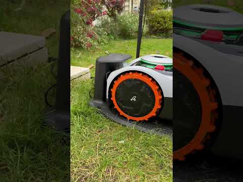 This is one robot I don't mind taking over! 🤩 #navimow @segwaynavimow