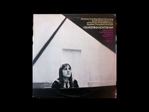 Ekaterina Novitskaya plays Prokofiev Sarcasms op.17