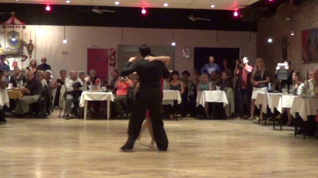 Video thumbnail for Eloy Soto & Laura Elizondo Tango "La Vida Es Corta" Tanturi - Castillo Domingo (27/03/16) 2/3