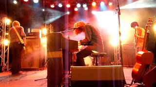 Dungen - Sluta Följa Efter (Live @ Gröna Lund - 30th May 2011)