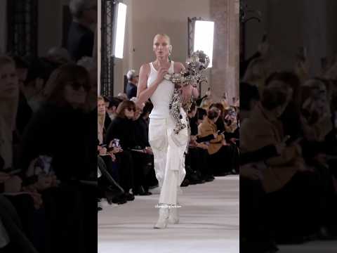 Maggie Maurer for Schiaparelli SS24 Couture #schiaparelli #hautecouture ​⁠@schiaparelli